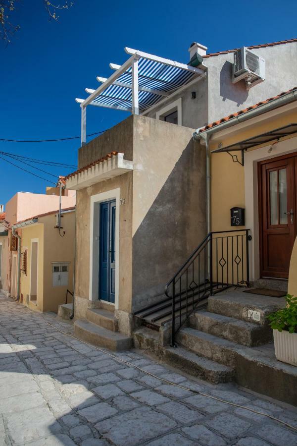 Ferienwohnung Little House In Baska Exterior foto