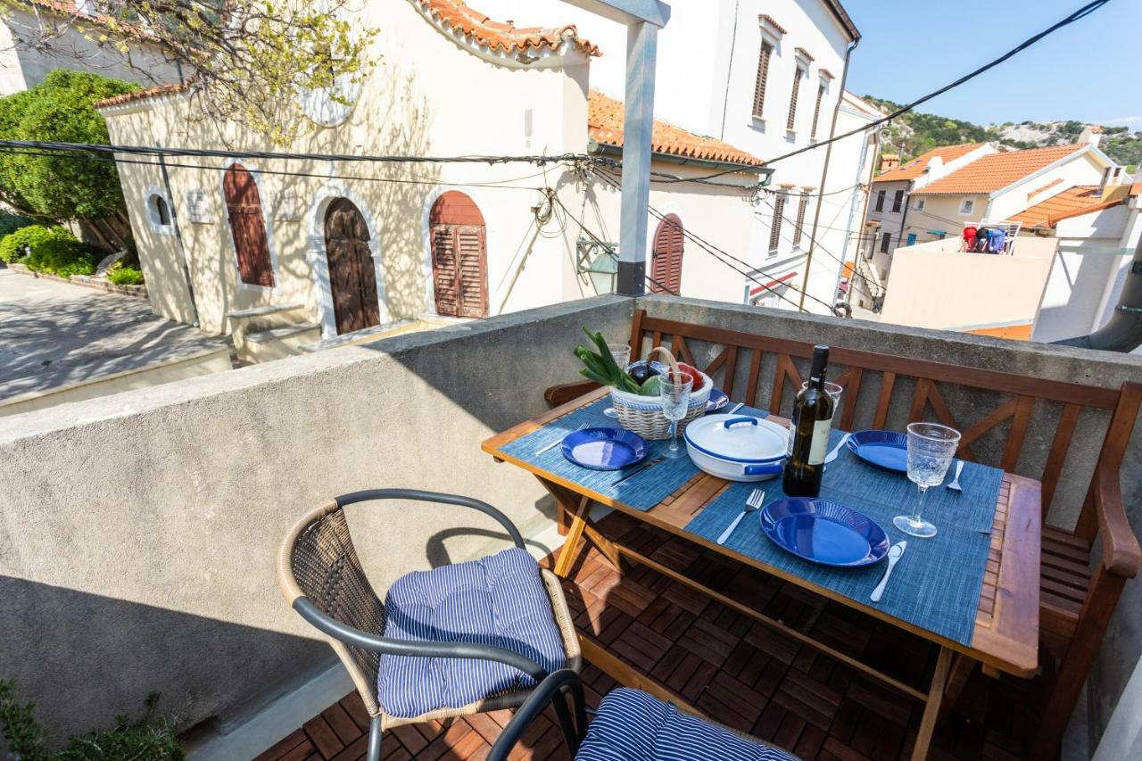 Ferienwohnung Little House In Baska Exterior foto